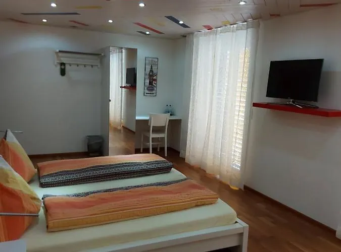 Pamakin Отель Wynau